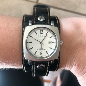 CODE Watch CD-1039 w/ Leather Cuff